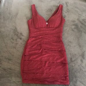 Sparkly Burgundy Body-con Dress (Size M)